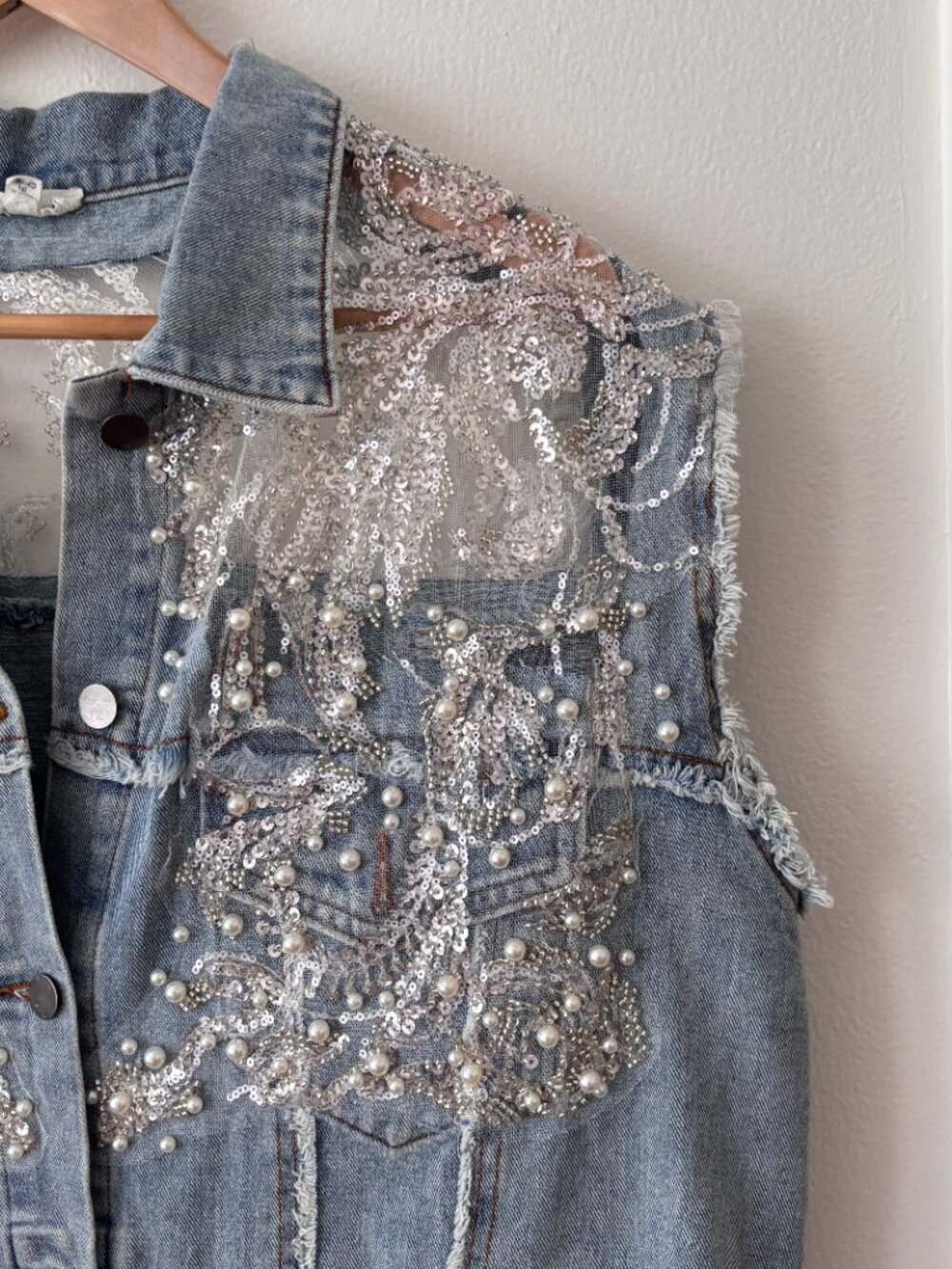 POL Sequin & Pearl Embellished Distressed Denim Trucker Vest - Picture 7 of 11